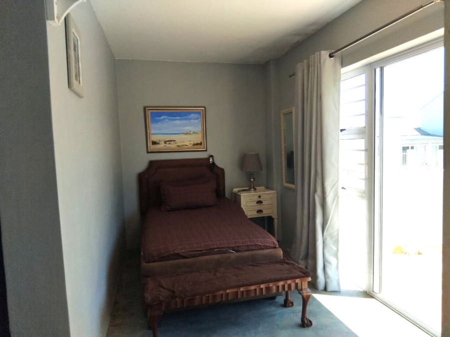 5 Bedroom Property for Sale in Myburgh Park Western Cape